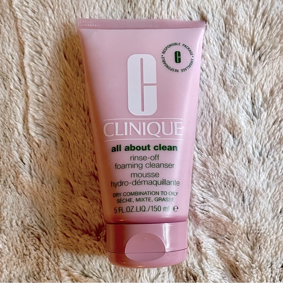 Clinique All About Clean Rinse-Off Foaming Mousse Cleanser—Dry Combination, Oily - Picture 1 of 10